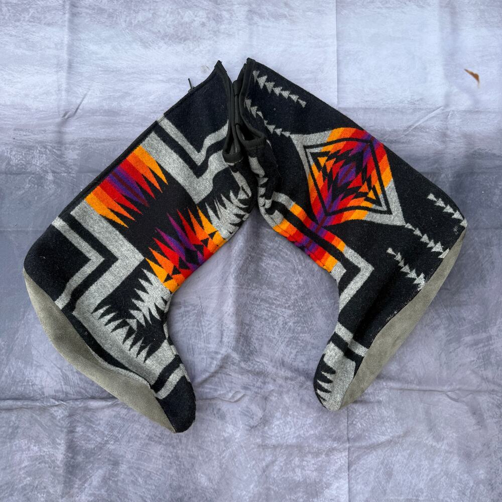 Vintage Pendleton High Grade Western Wear Wool Black Blanket Aztec Boot Covers